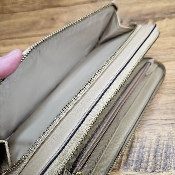 COACH tan wristlet wallet card holder change purse - Picture 4 of 7